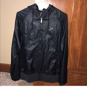 Nike Windrunner Women’s black jacket